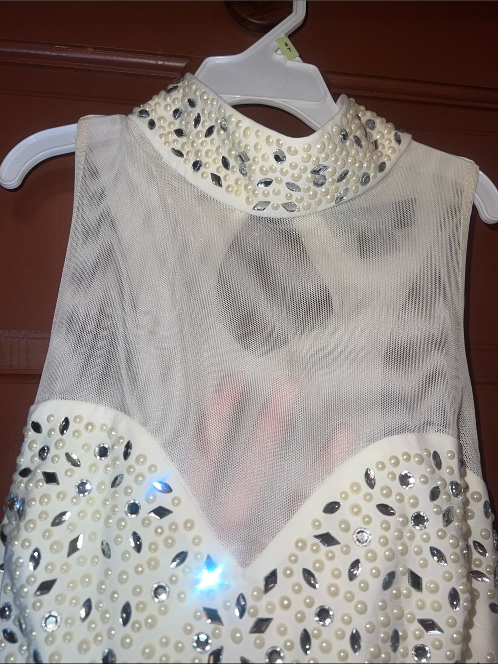 Marciano white rhinestone and faux-pearl embellished crop top - Picture 2 of 8